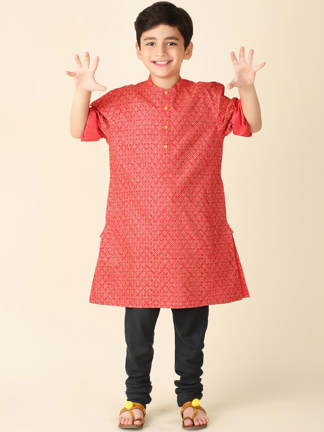 

Fabindia Boys Ethnic Motif Printed Straight Kurta, Red