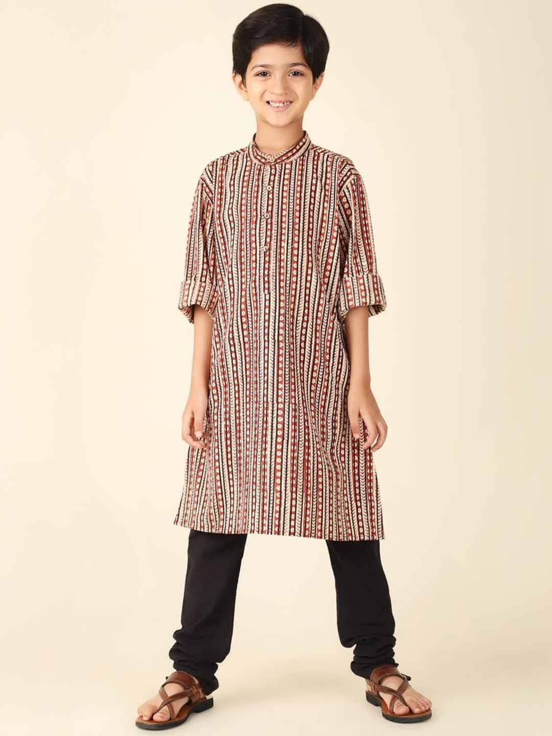 

Fabindia Boys Ethnic Motif Printed Cotton Straight Kurta, Maroon