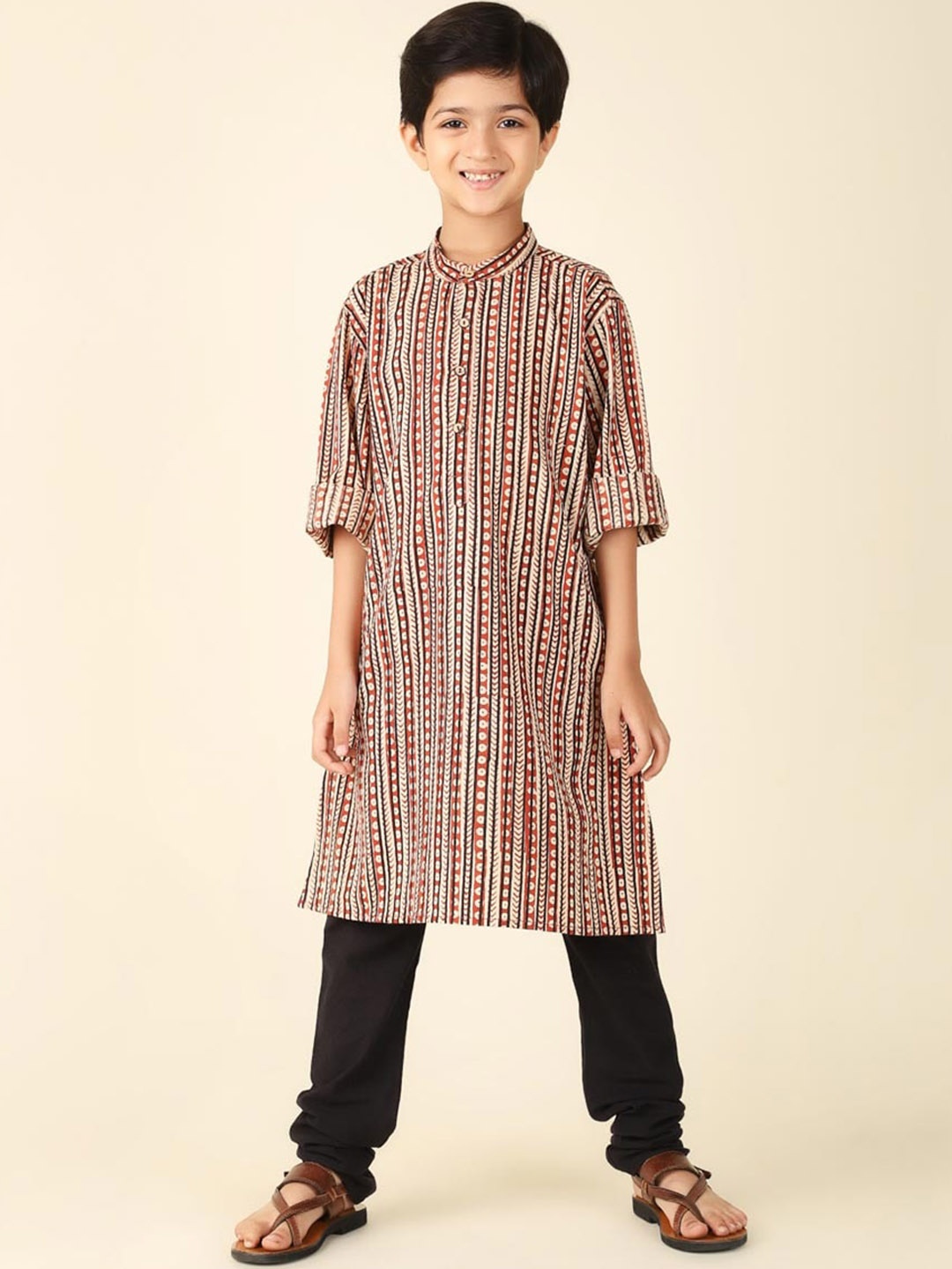 

Fabindia Boys Ethnic Motif Printed Cotton Straight Kurta, Maroon