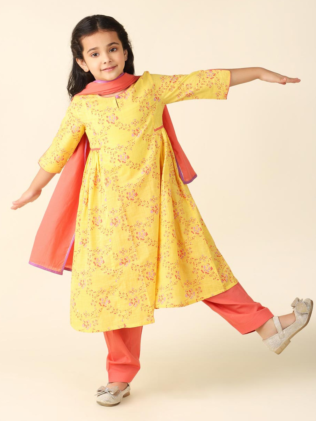 

Fabindia Girls Floral Printed Pure Cotton A-Line Kurta With Salwar & Dupatta, Yellow