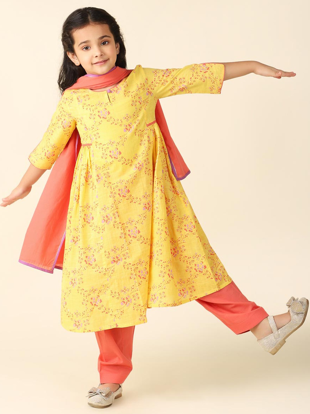 

Fabindia Girls Floral Printed Pure Cotton A-Line Kurta With Salwar & Dupatta, Yellow