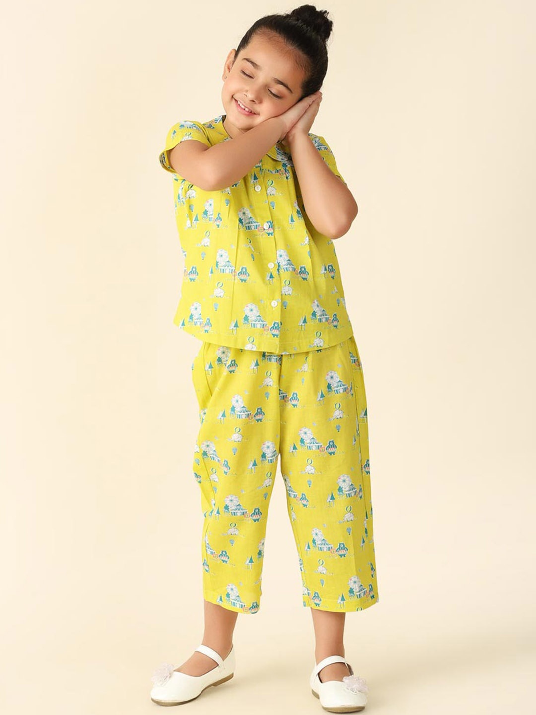 

Fabindia Girls Conversational Printed Pure Cotton Night Suit, Yellow