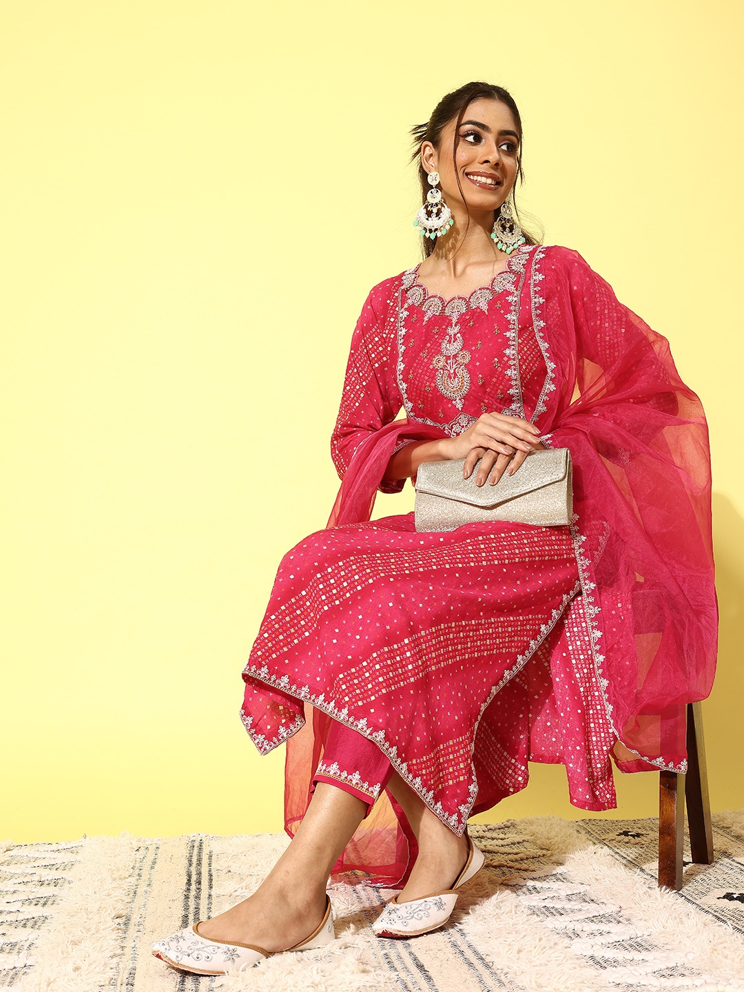 

Sangria Women Ethnic Motifs Embroidered Regular Sequinned Kurta with Trousers & Dupatta, Pink