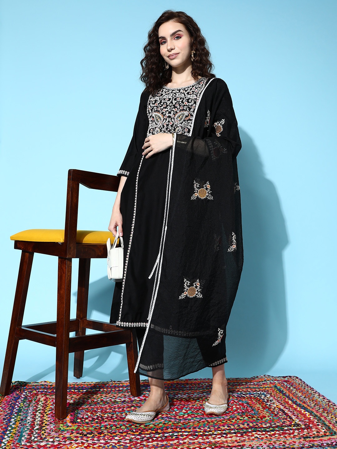 

Sangria Women Floral Yoke Design Regular Thread Work Kurta with Trousers & Dupatta, Black