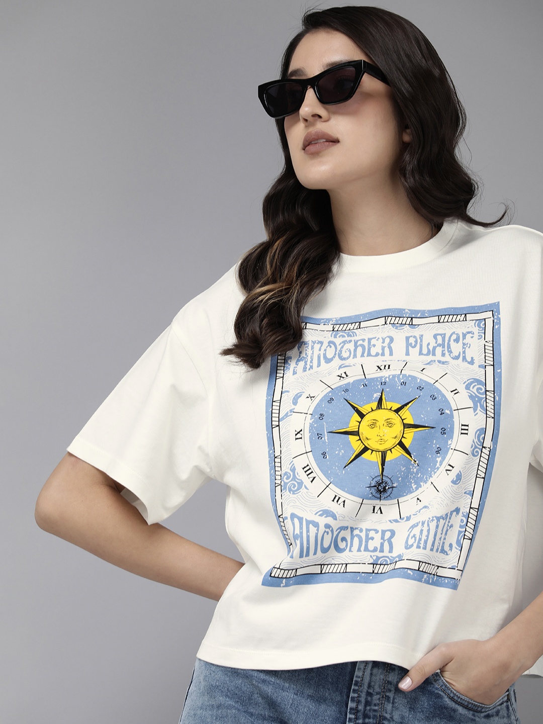 

Roadster Graphic Printed Drop-Shoulder Sleeves Boxy T-shirt, Off white