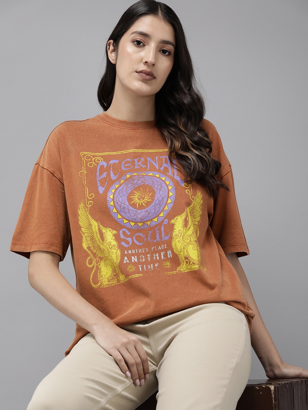

Roadster Graphic Printed Drop-Shoulder Sleeves Boxy Longline T-shirt, Brown