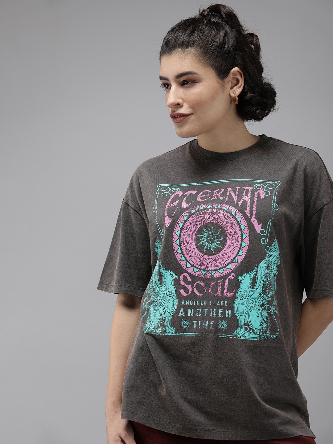 

Roadster Women Graphic Printed Drop-Shoulder Sleeves Boxy T-shirt, Grey