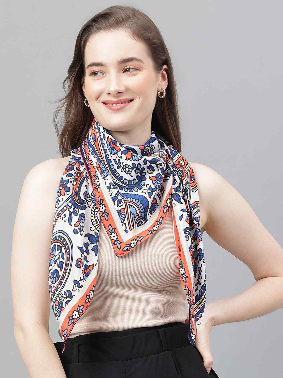 

Tossido Ethnic Motifs Printed Scarf & Scarf Bag Set, White