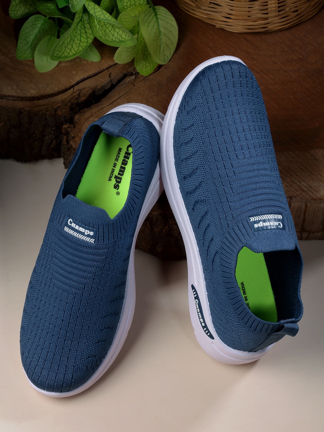 

Champs Women Textured Lightweight Slip-On Sneakers, Teal