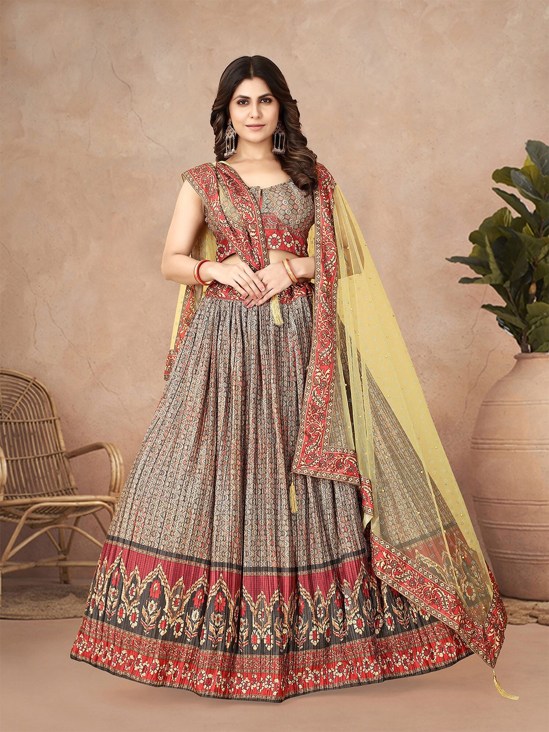 

elora Ethnic Motifs Printed Semi-Stitched Lehenga & Unstitched Blouse With Dupatta, Brown