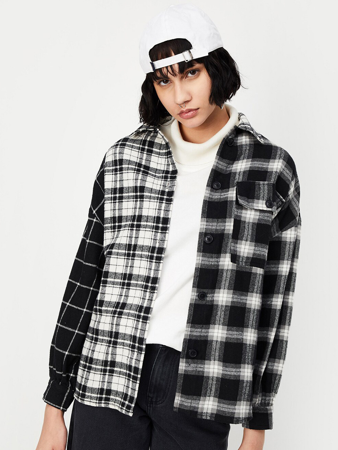

max Opaque Checked Cotton Casual Shirt, Black