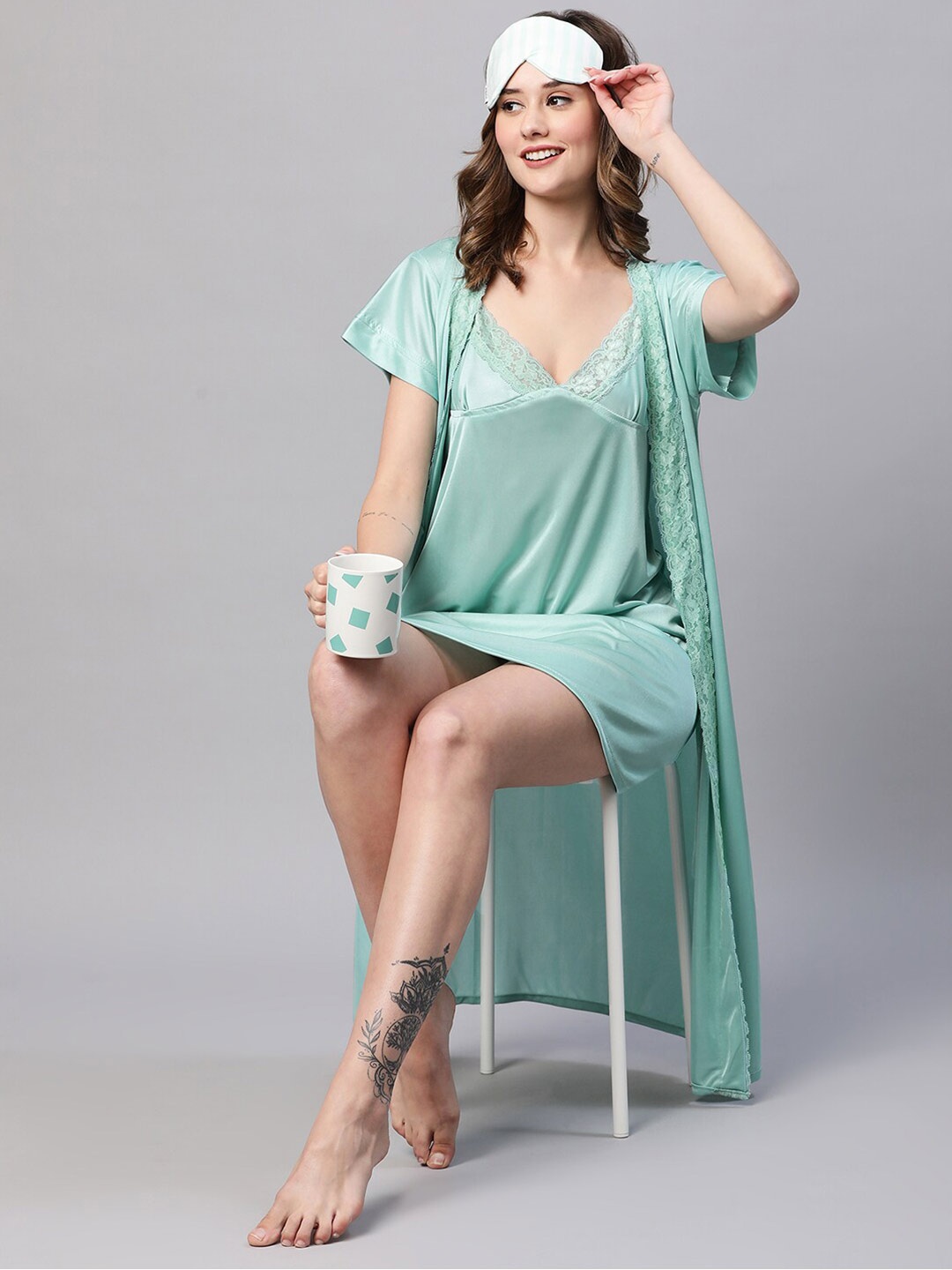 

AV2 Satin Nighty With Robe, Green