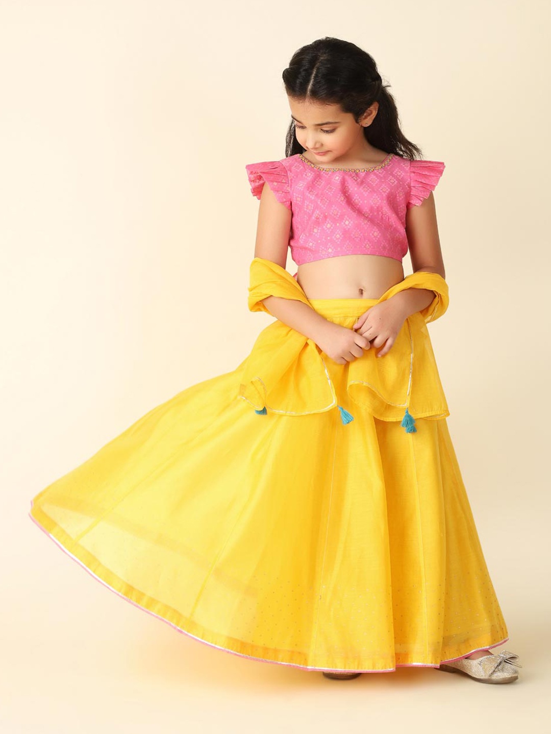 

Fabindia Girls Ready to Wear Lehenga & Blouse With Dupatta, Pink
