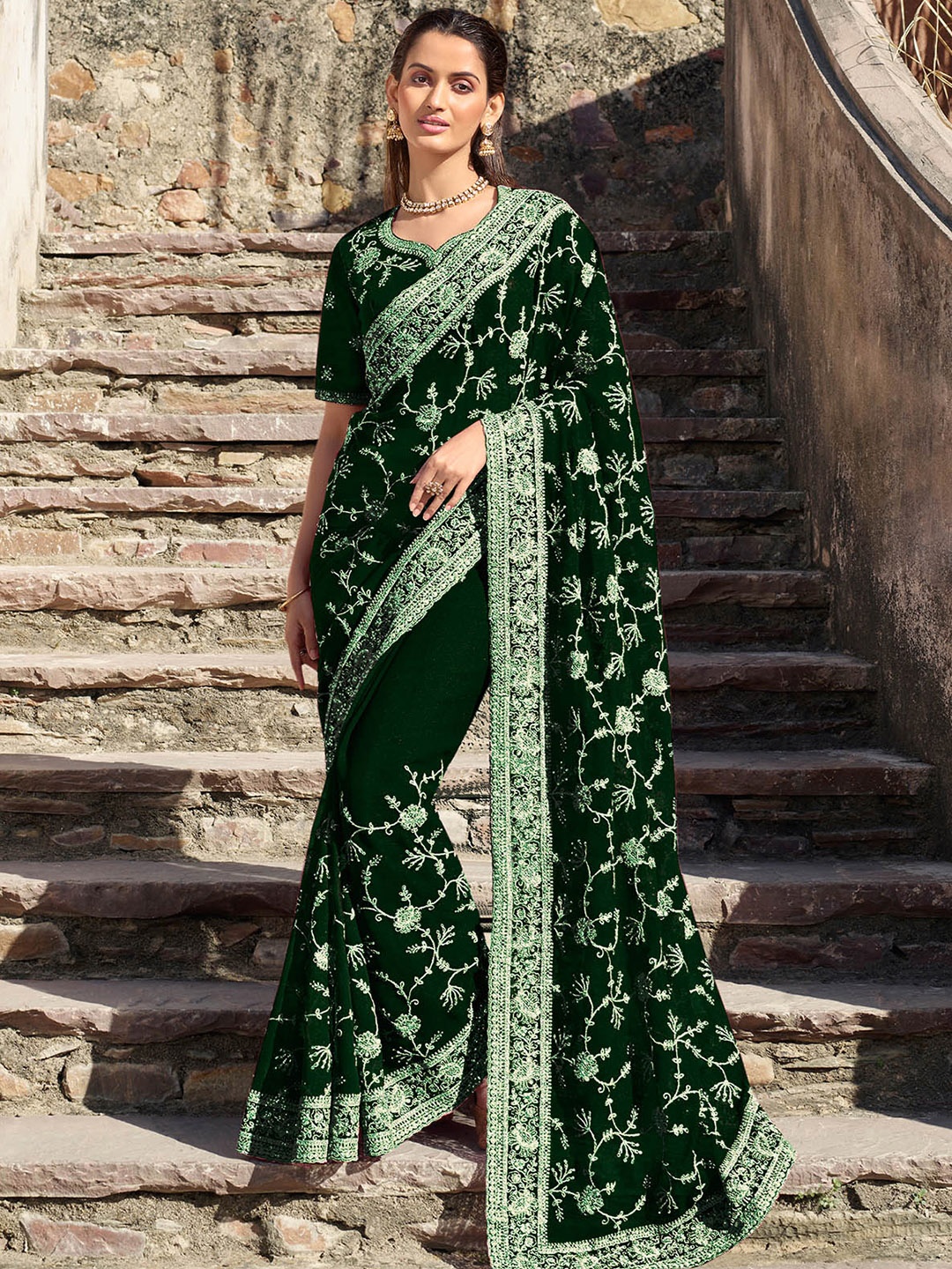 

ODETTE Floral Embroidered Saree, Green