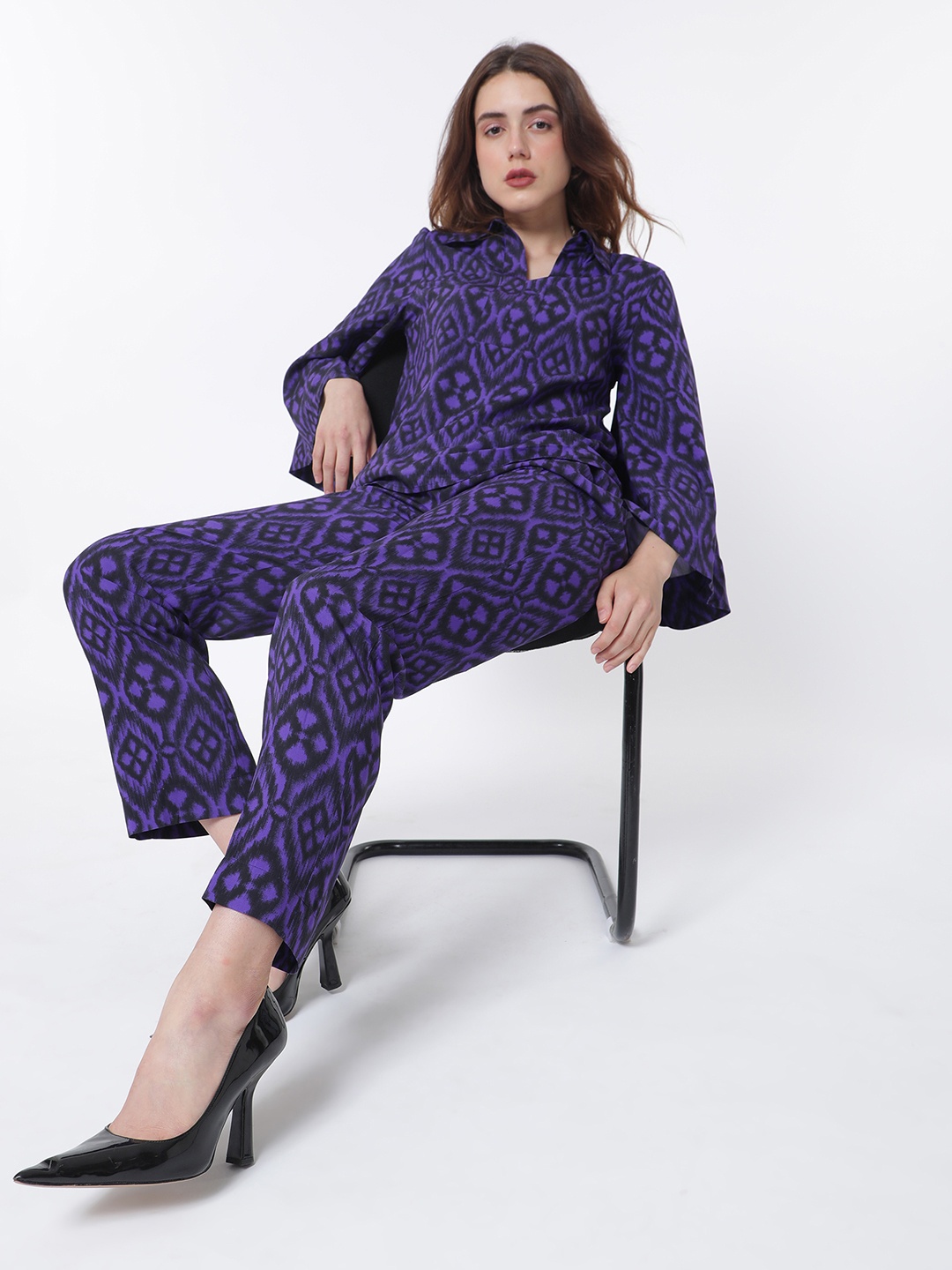 

RAREISM Women Ethnic Motifs Printed High-Rise Slim Fit Cotton Trousers, Blue