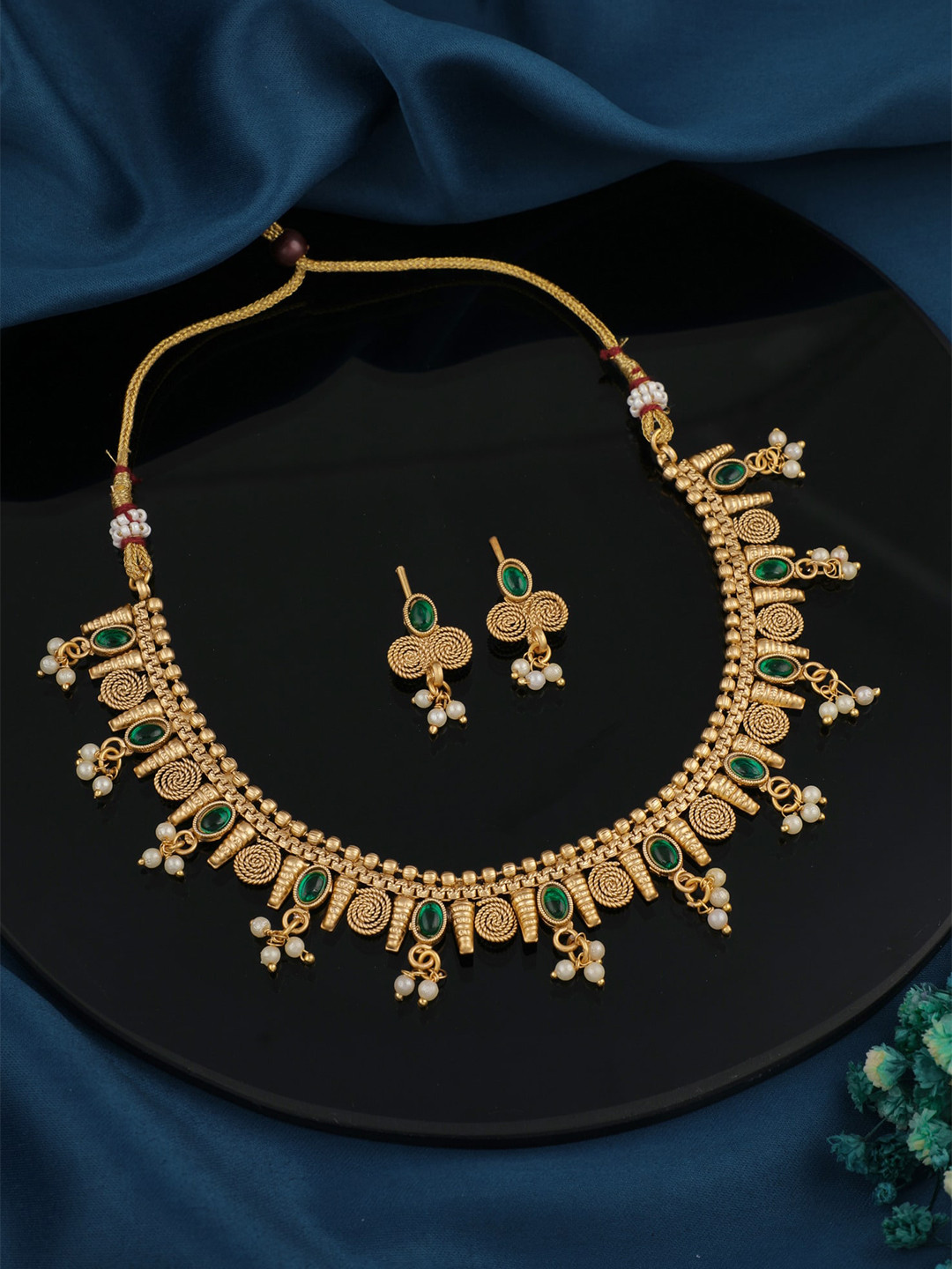 

ROFARWORD Gold-Plated Stone-Studded & Beaded Jewellery Set