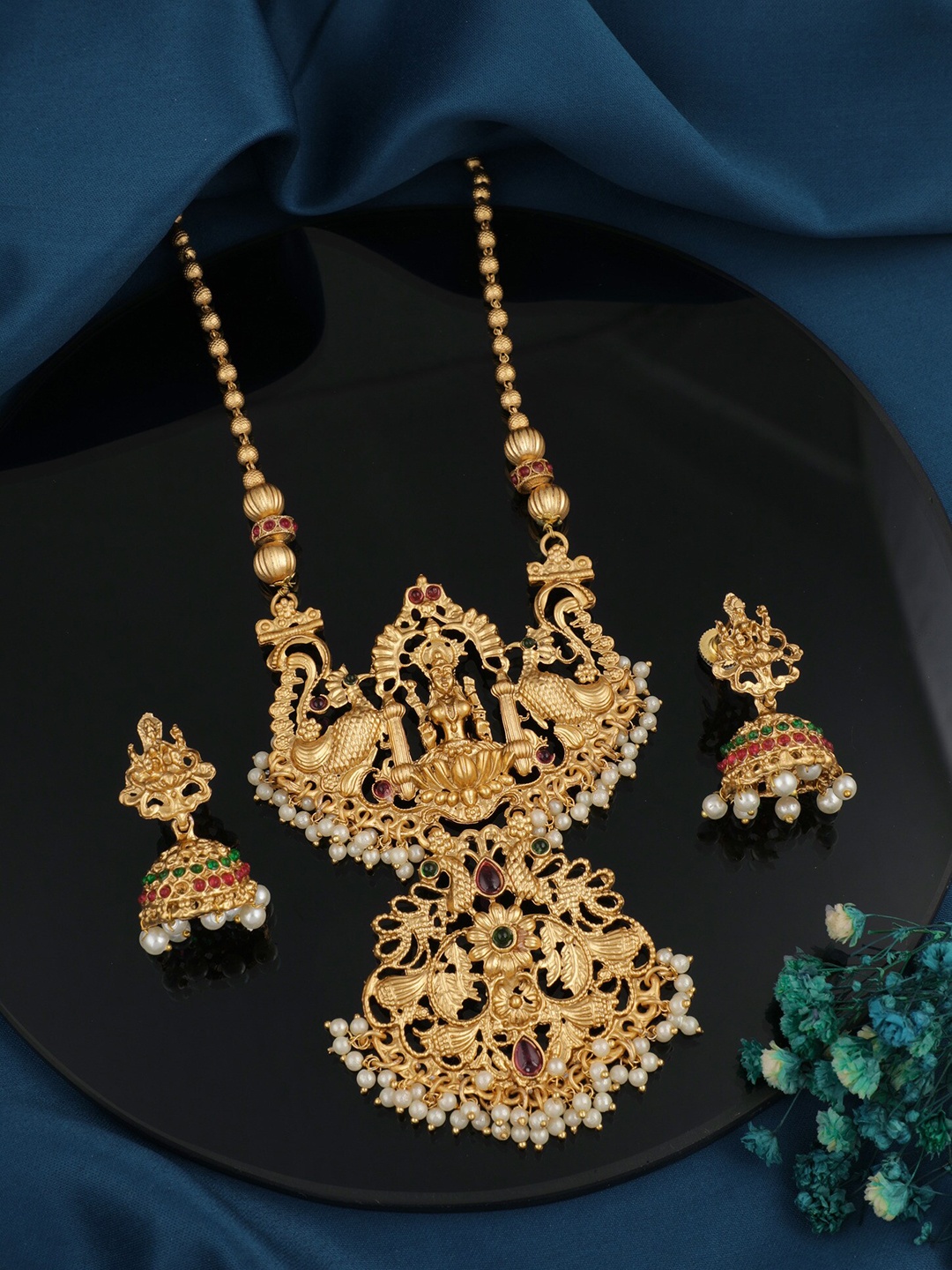 

ROFARWORD Gold-Plated Stone-Studded Temple Necklace and Earrings