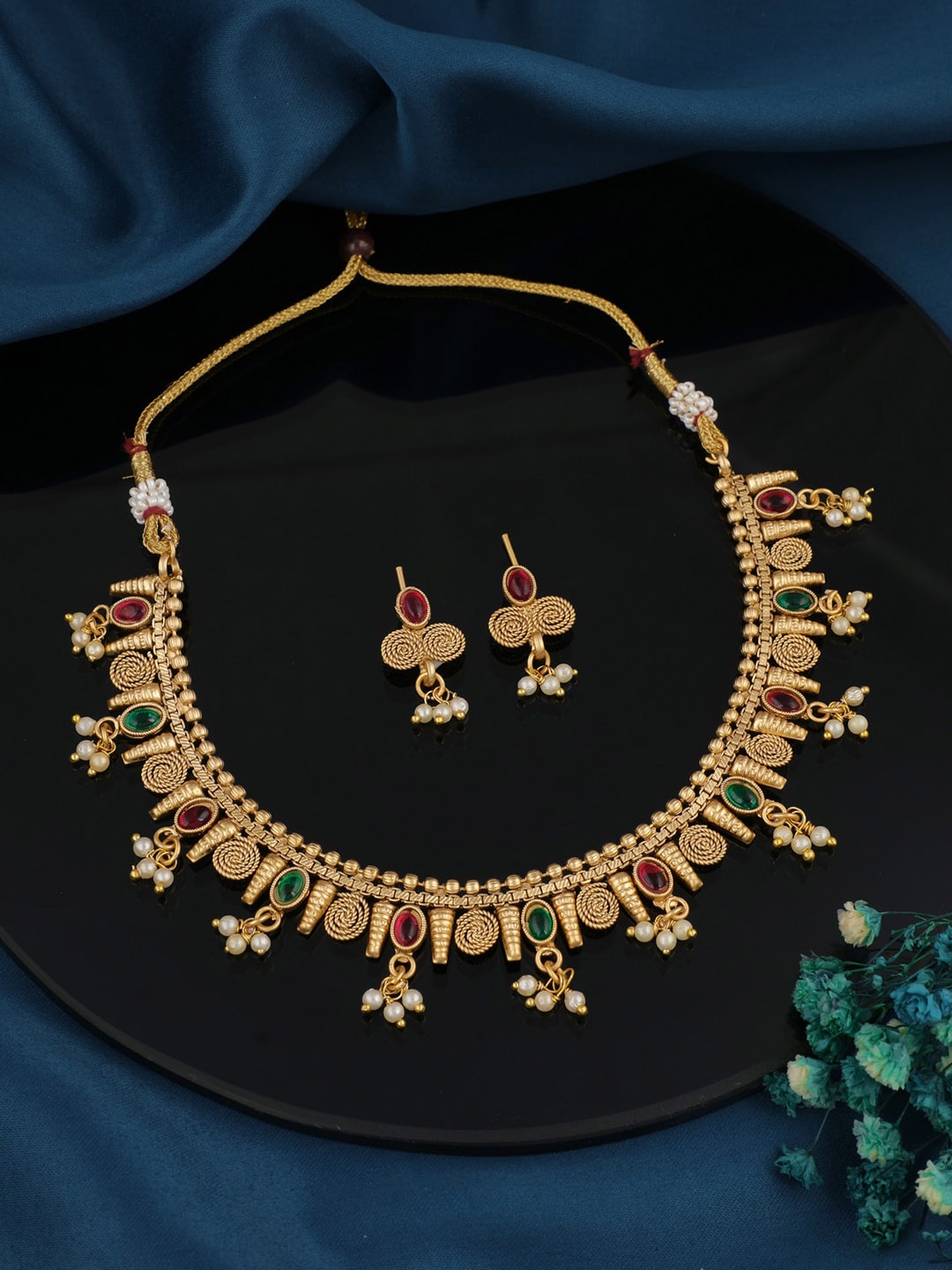 

ROFARWORD Gold-Plated Stone-Studded & Beaded Necklace and Earrings