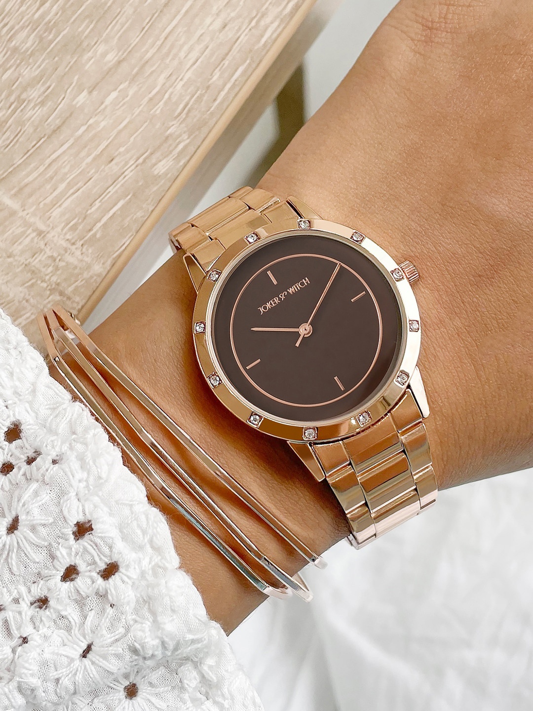 

JOKER & WITCH Women Watch And Bracelete Gift Set JWBS731, Rose gold