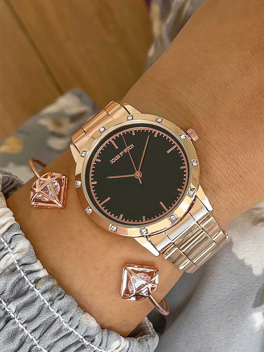 

JOKER & WITCH Keira Women Watch Gift Set, Rose gold