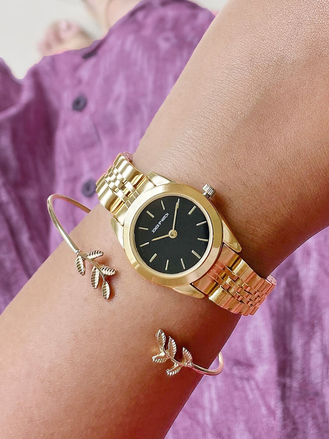

JOKER & WITCH Women Stainless Steel Watch Gift Set JWBS754, Gold
