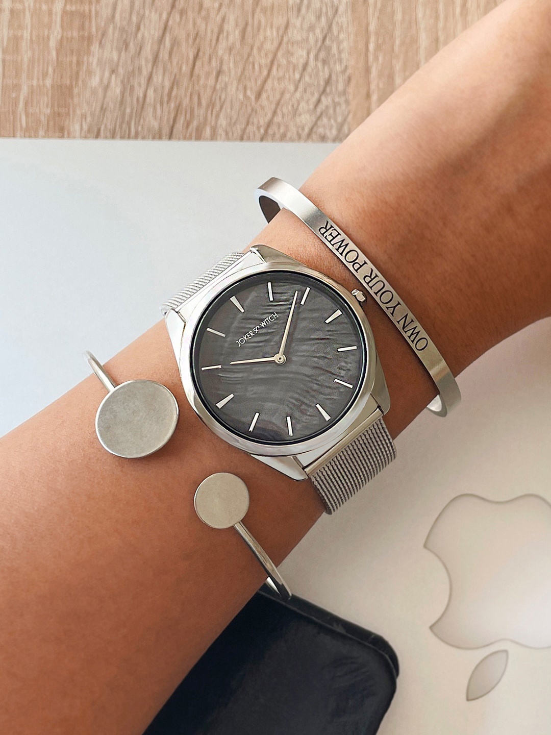 

JOKER & WITCH Dimona Women Watch Gift Set, Silver