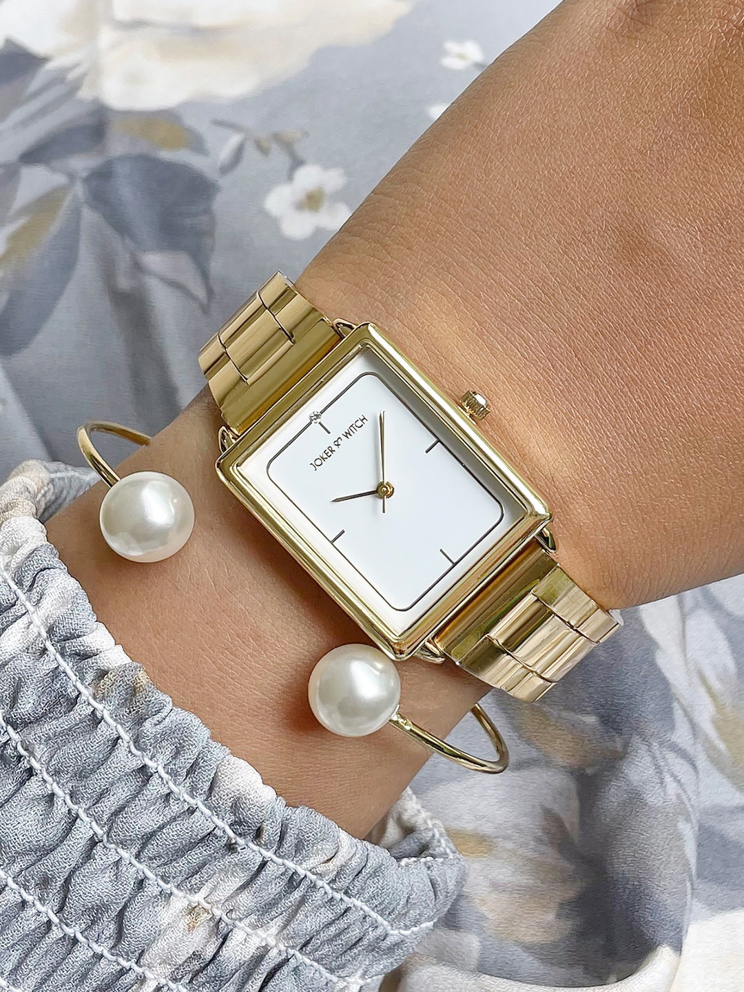 

JOKER & WITCH Women Watch Gift Set JWBS780, Gold