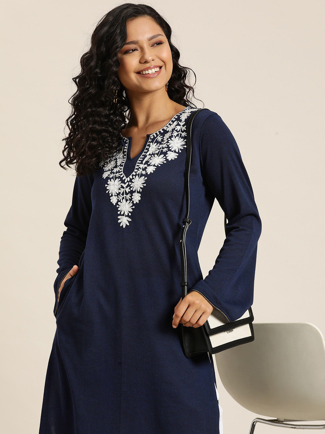

HERE&NOW Floral Embroidered Winter Kurta, Navy blue