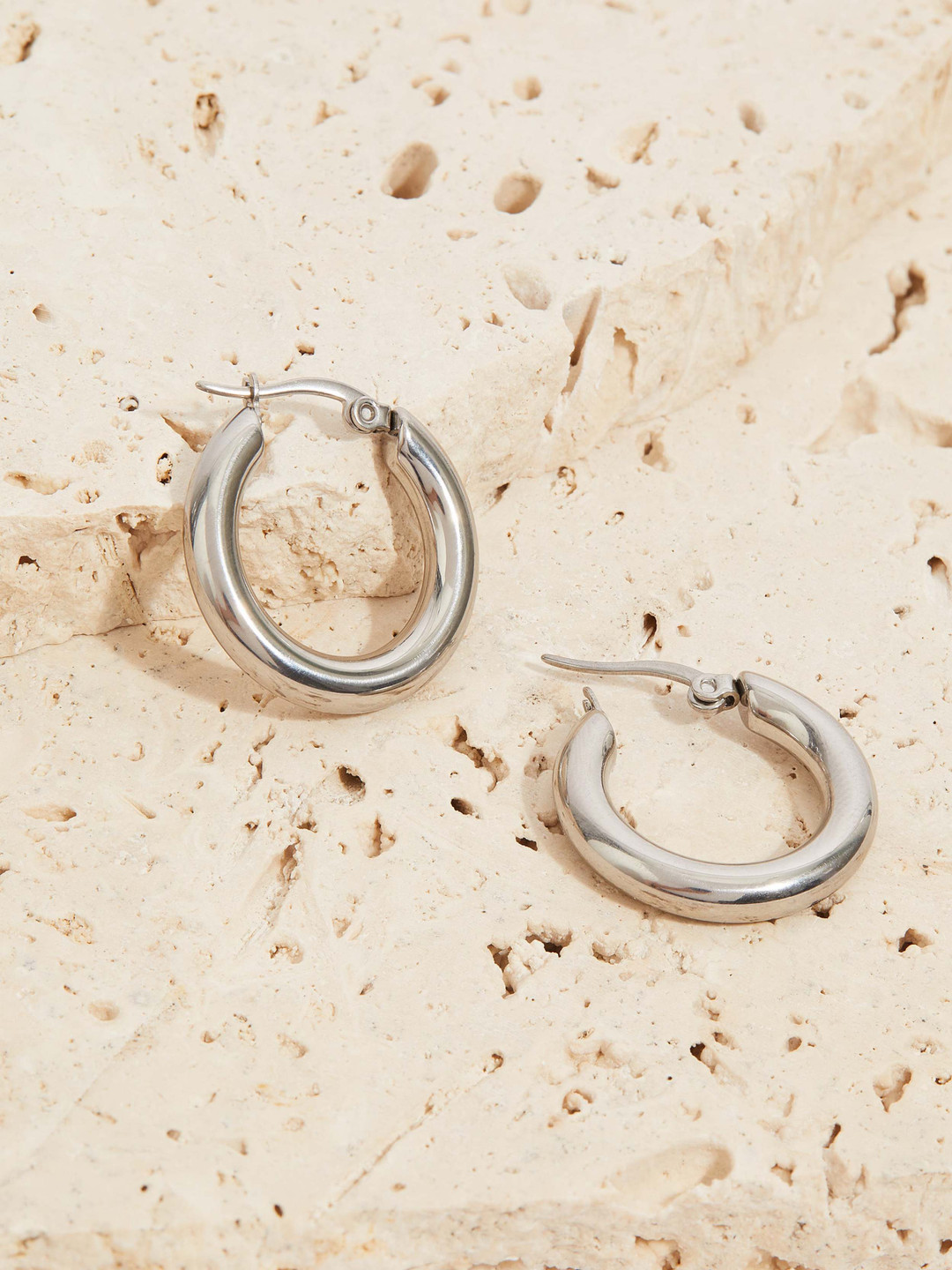 

Accessorize Silver-Toned Contemporary Hoop Earrings