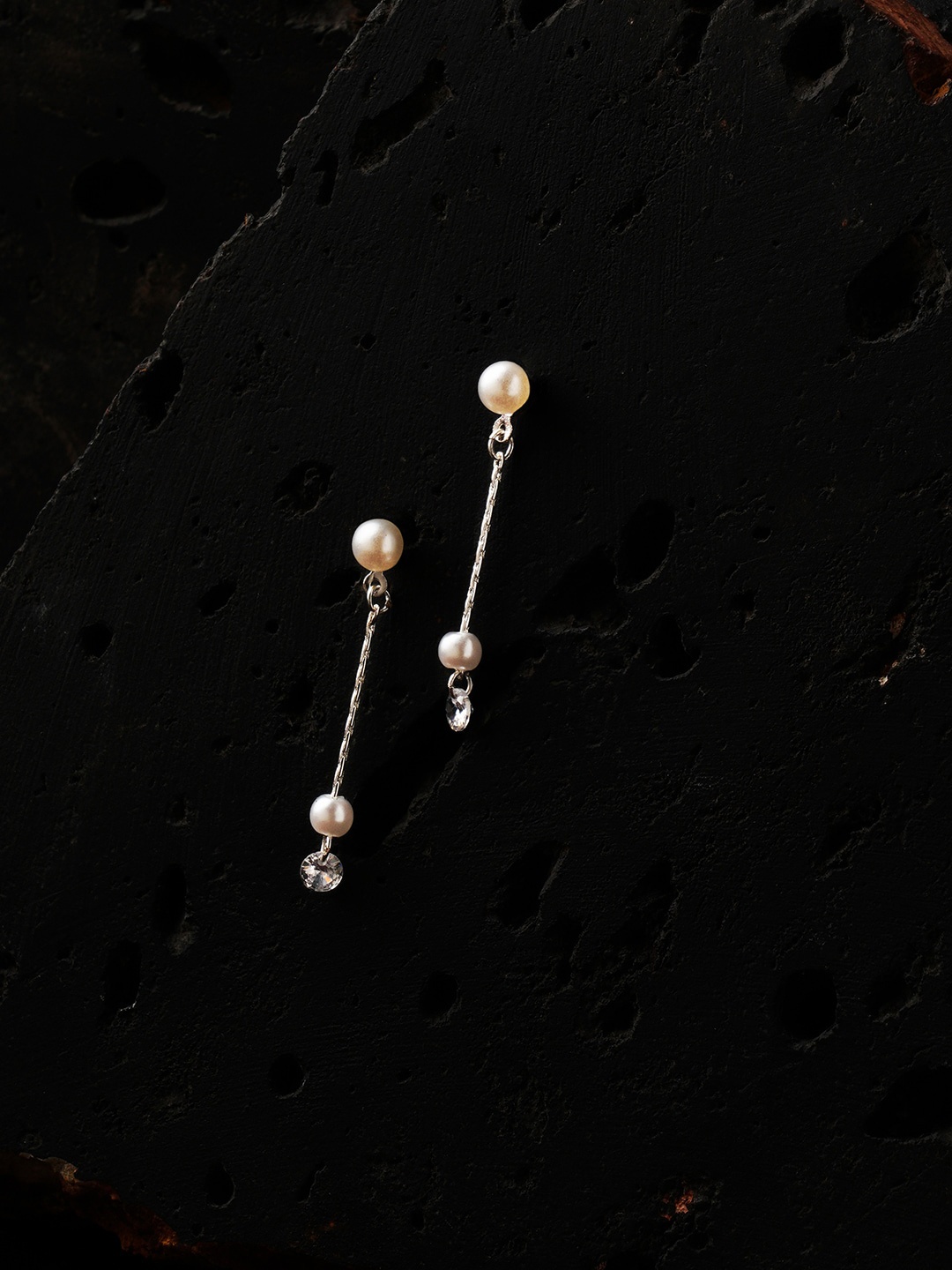

Accessorize London Women Pearls Studded Chain Drop Earrings, White