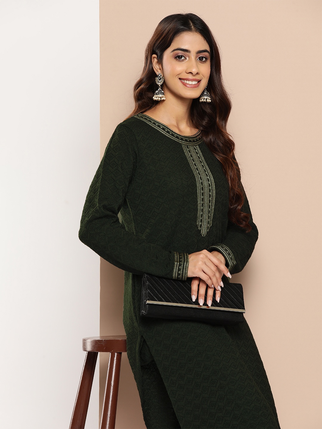 

HERE&NOW Geometric Yoke Design Winter Kurta, Olive
