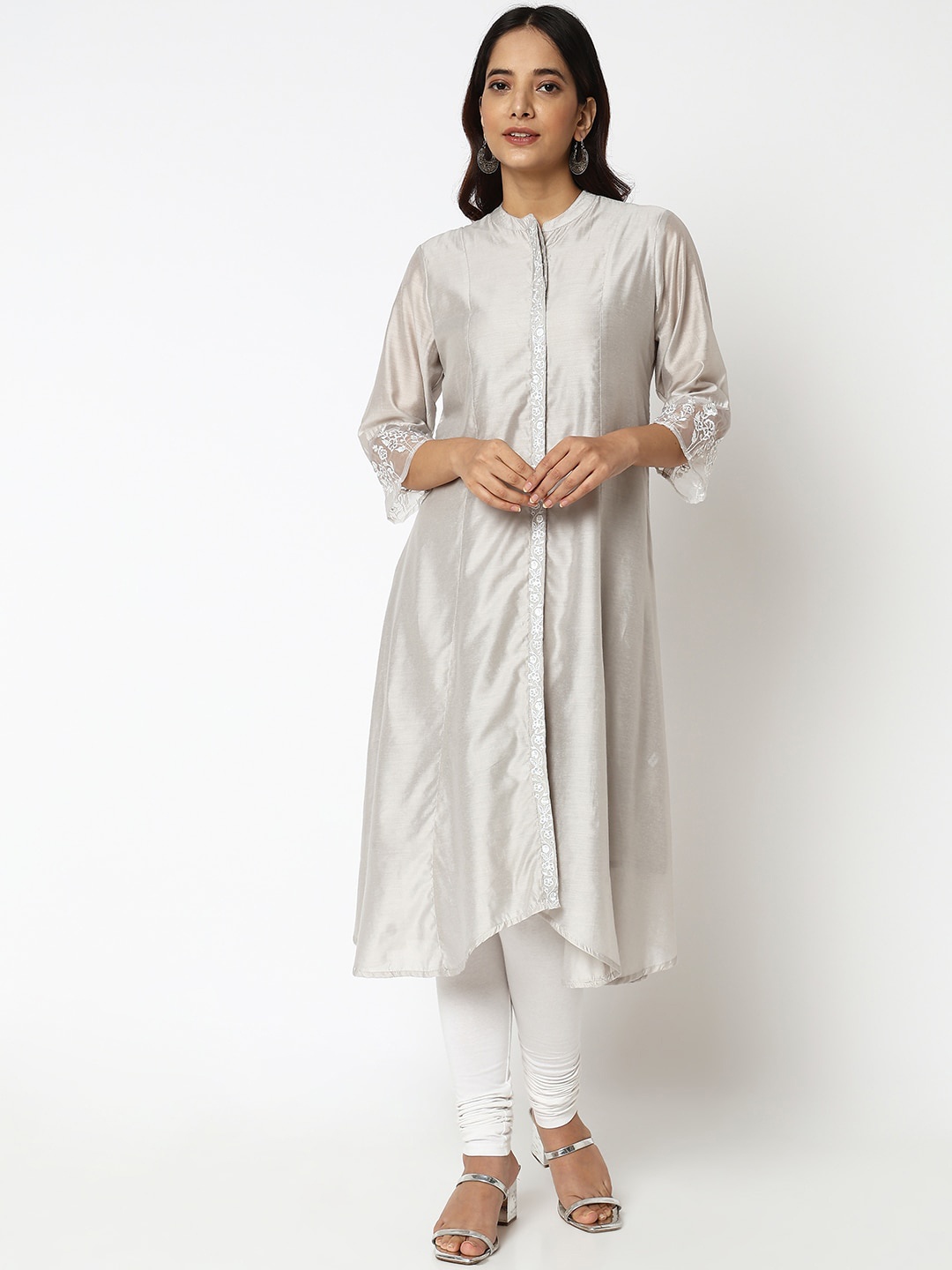 

NYLANGAN Mandarin Collar Thread Work Kurta, Grey