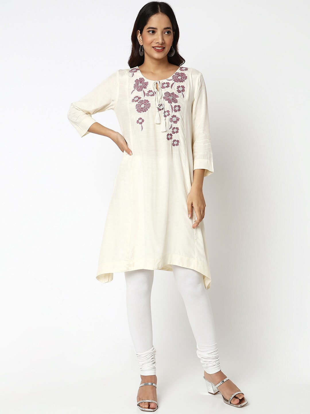 

NYLANGAN Floral Embroidered Keyhole Neck Kurta, Beige