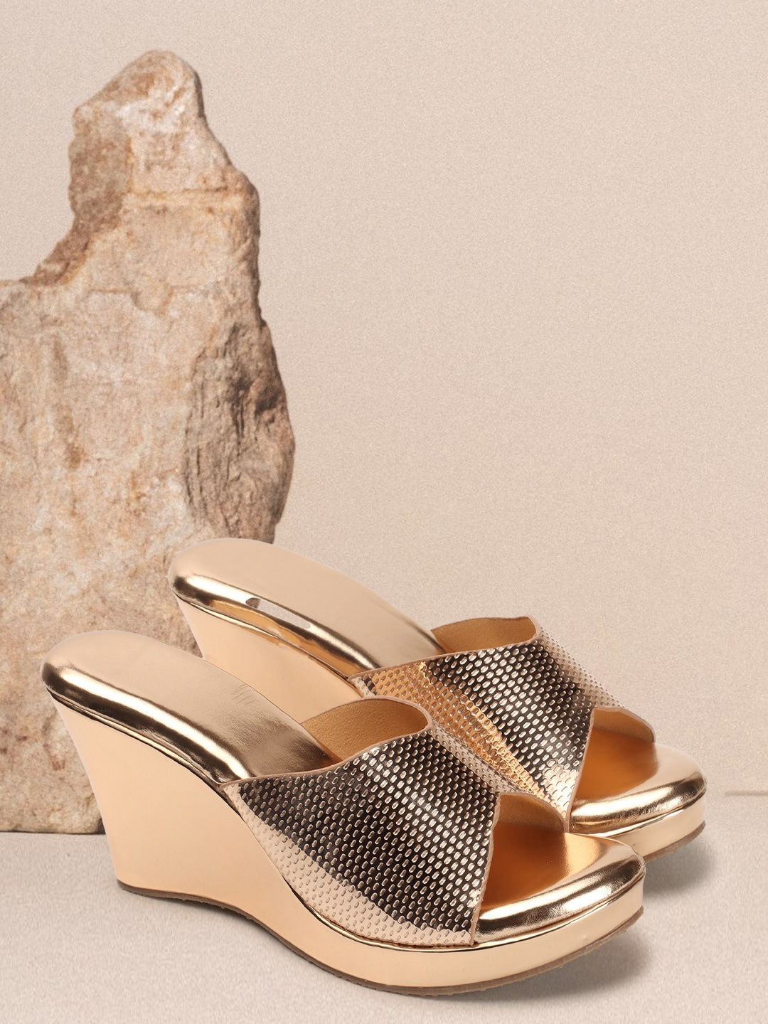 

DressBerry Rose Gold Textured Party Open Toe Wedges