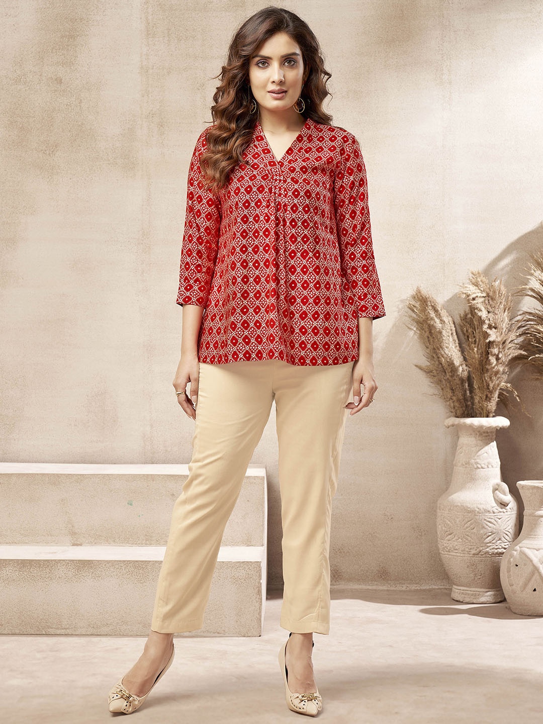 

DRESOUL Ethnic Motifs Printed V-Neck Cotton Top, Red