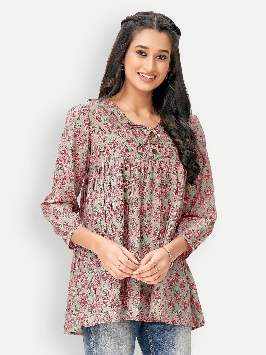 

DRESOUL Floral Printed Tie-Up Neck Cuffed Sleeves Cotton Empire Top, Green