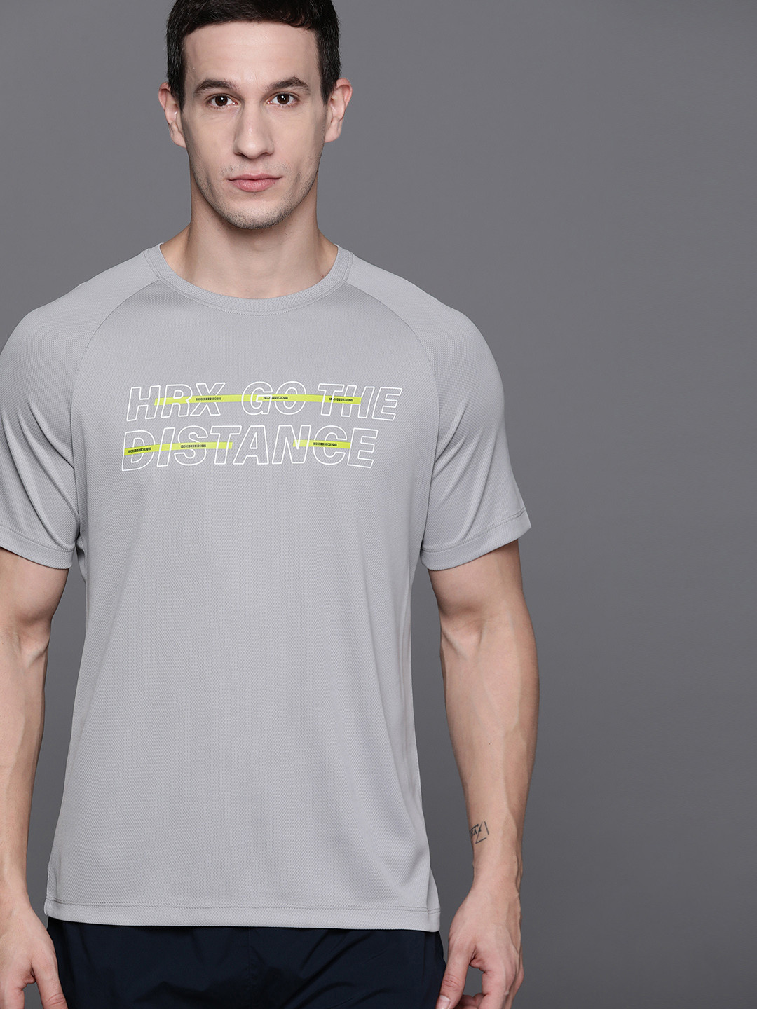 

HRX by Hrithik Roshan Typography Printed Rapid-Dry Running T-shirt, Grey