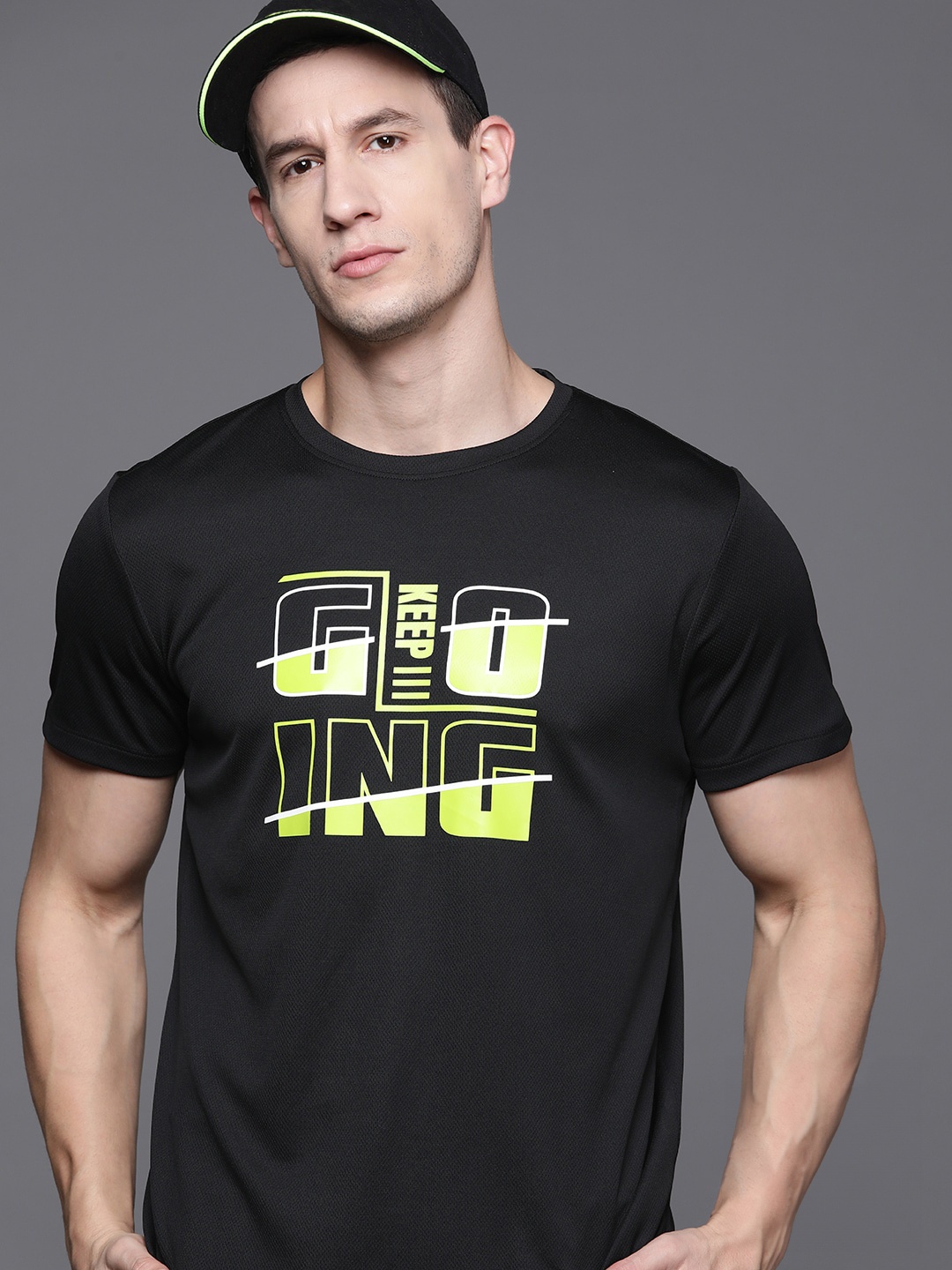 

HRX by Hrithik Roshan Typography Printed Rapid-Dry Running T-shirt, Black