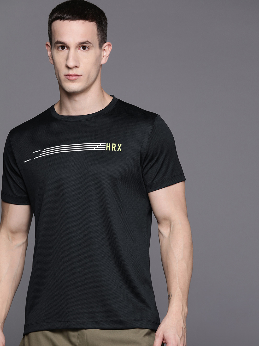 

HRX by Hrithik Roshan Brand Logo Printed Reflective Detailed Rapid-Dry Running T-shirt, Black