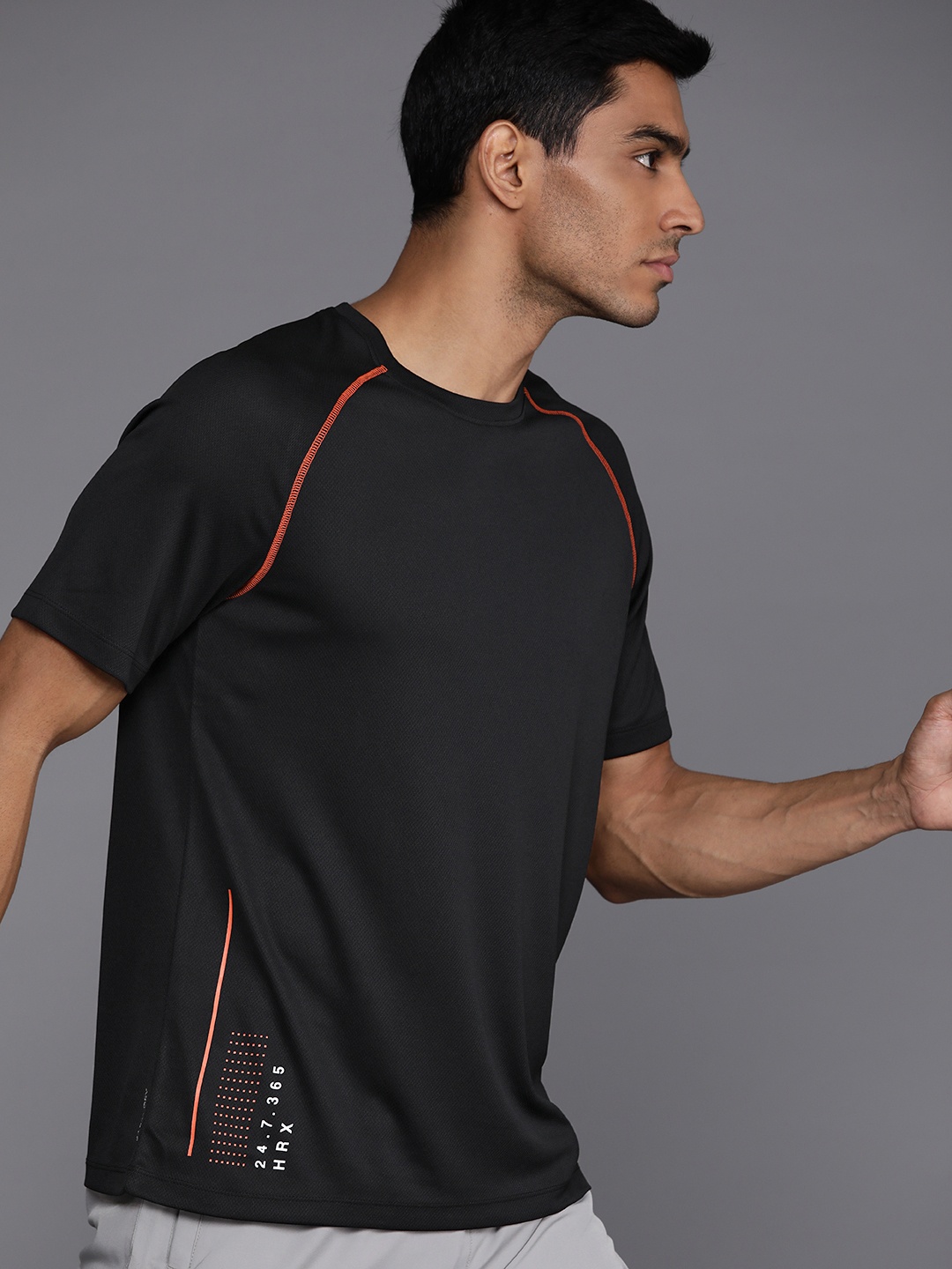 

HRX by Hrithik Roshan Rapid-Dry Running T-shirt, Black