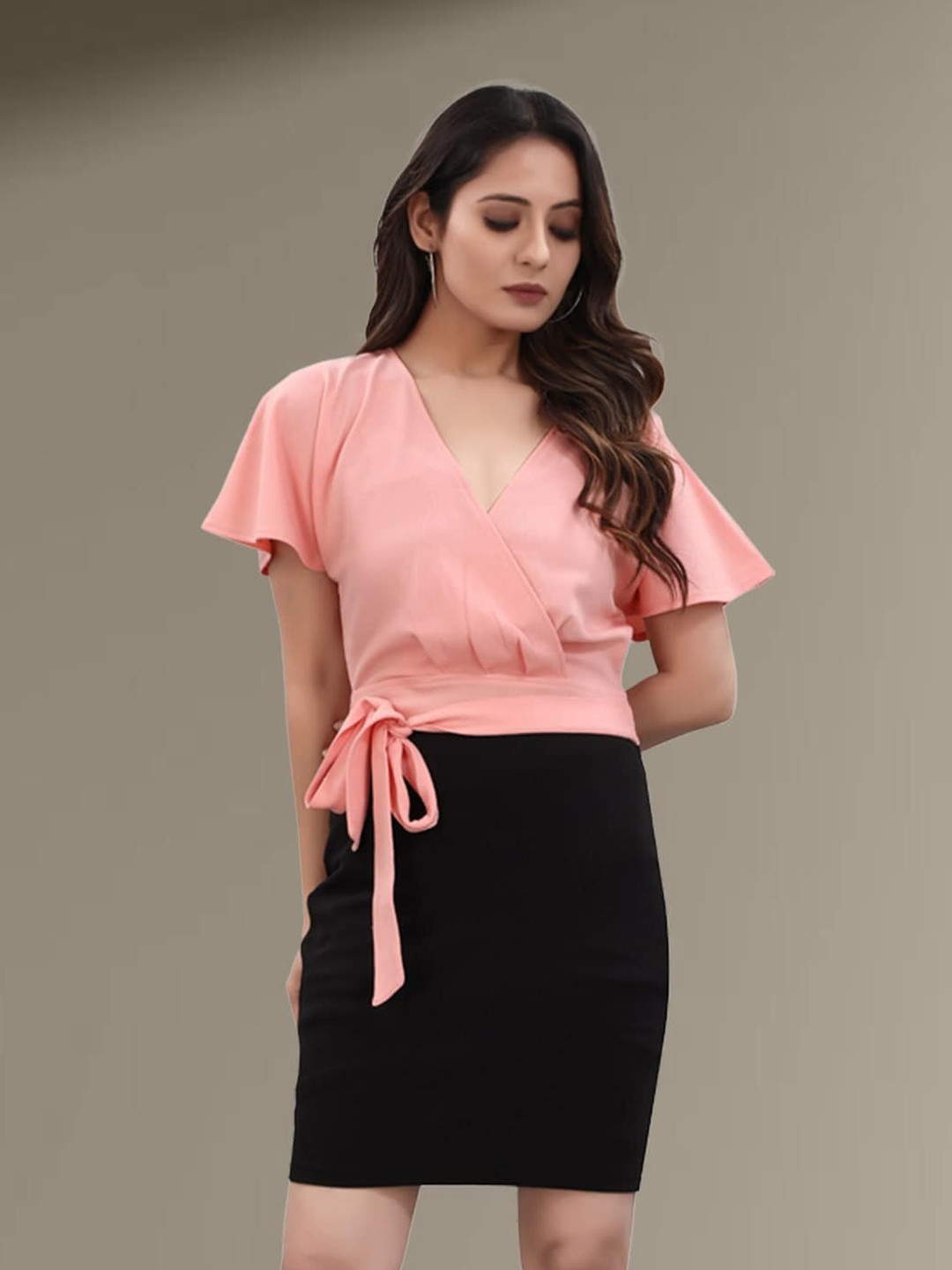

N N ENTERPRISE V-Neck Flared Sleeve Tie-Ups Bodycon Dress, Peach