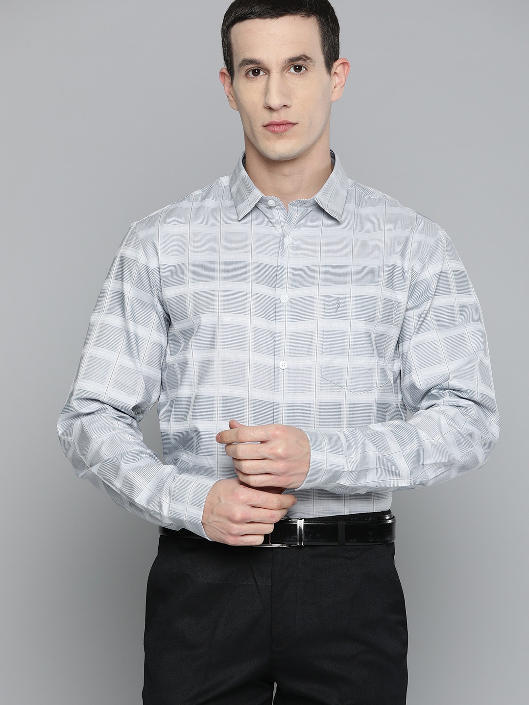 

Indian Terrain Windowpane Checks Slim Fit Pure Cotton Formal Shirt, Grey