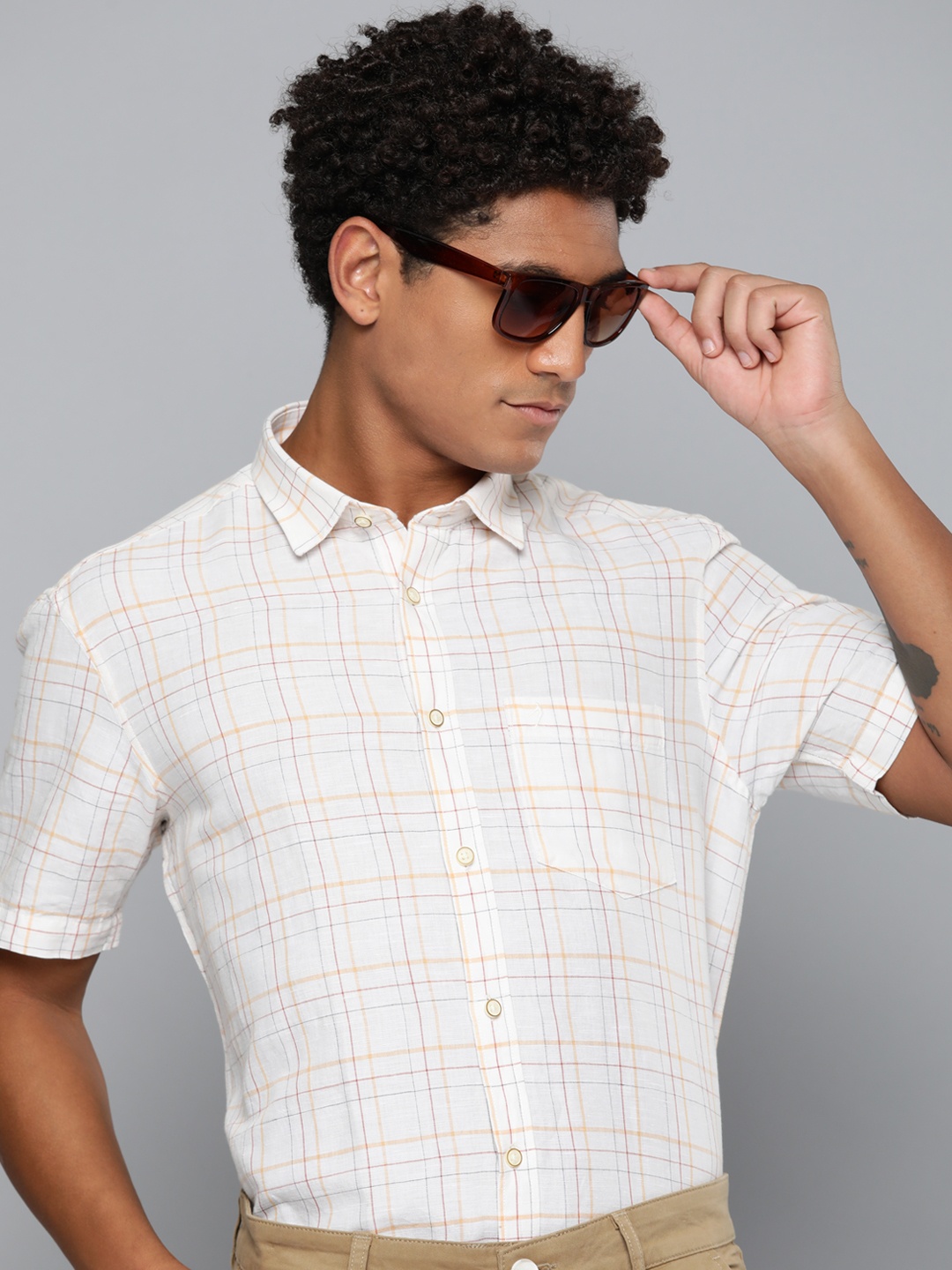 

Indian Terrain Linen Cotton Classic Slim Fit Opaque Checked Casual Shirt, Off white