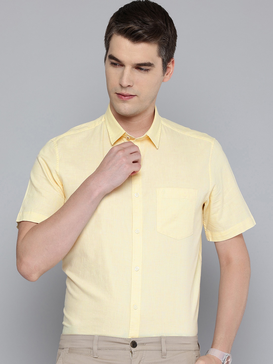 

Indian Terrain Classic Slim Fit Opaque Casual Shirt, Yellow