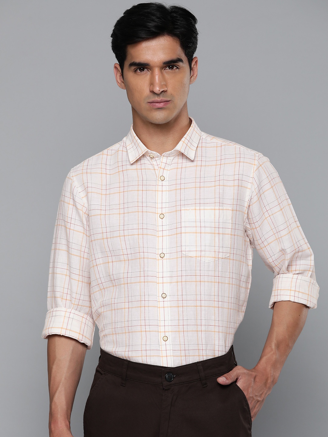 

Indian Terrain Classic Slim Fit Checked Casual Shirt, Off white