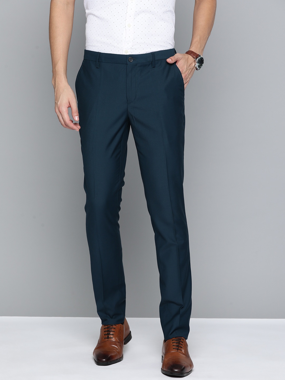 

Indian Terrain Men Urban Tapered Fit Formal Trousers, Teal