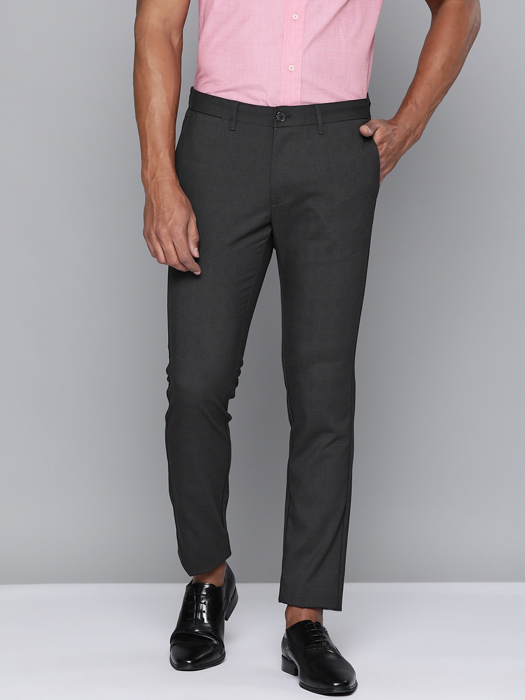 

Indian Terrain Men Self-Checked Brooklyn Slim Fit Smart Casual Trousers, Charcoal