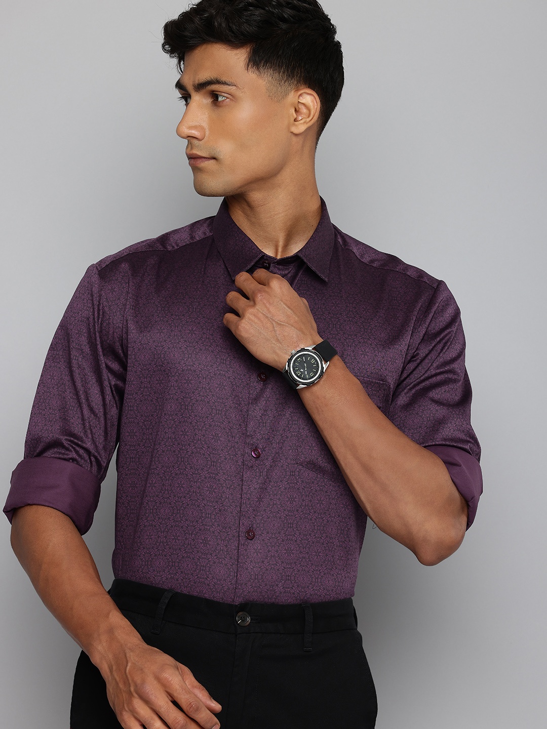 

Indian Terrain Classic Ethnic Motifs Printed Slim Fit Opaque Semiformal Shirt, Purple