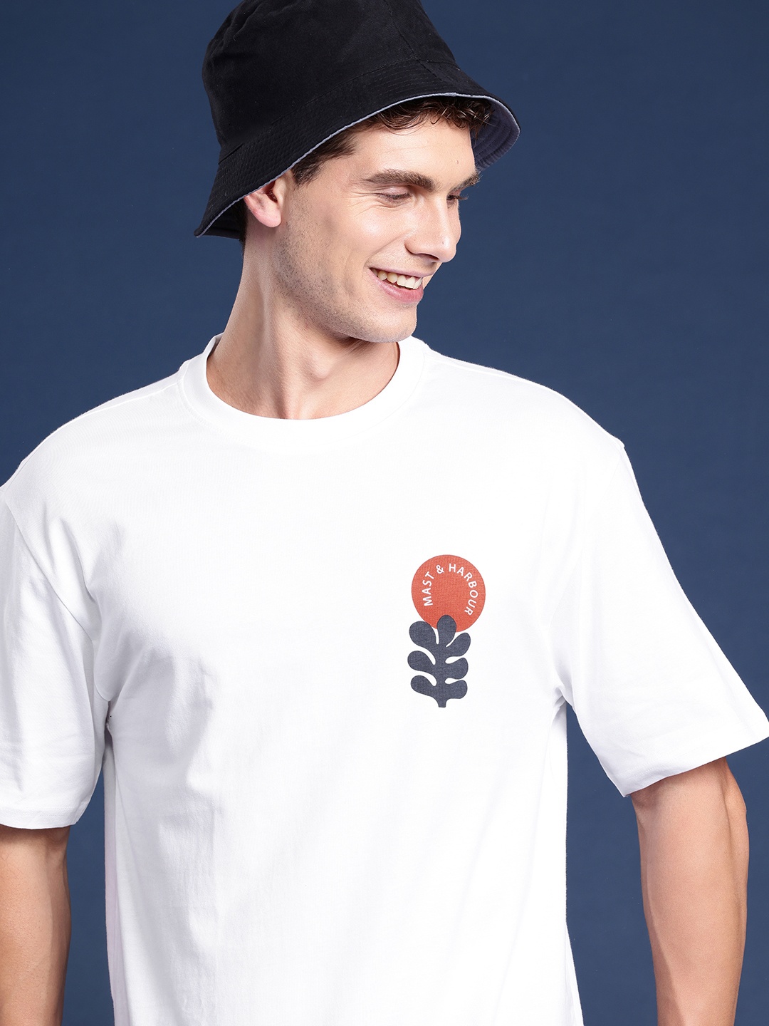 

Mast & Harbour Printed Drop-Shoulder Sleeves Pure Cotton T-shirt, White
