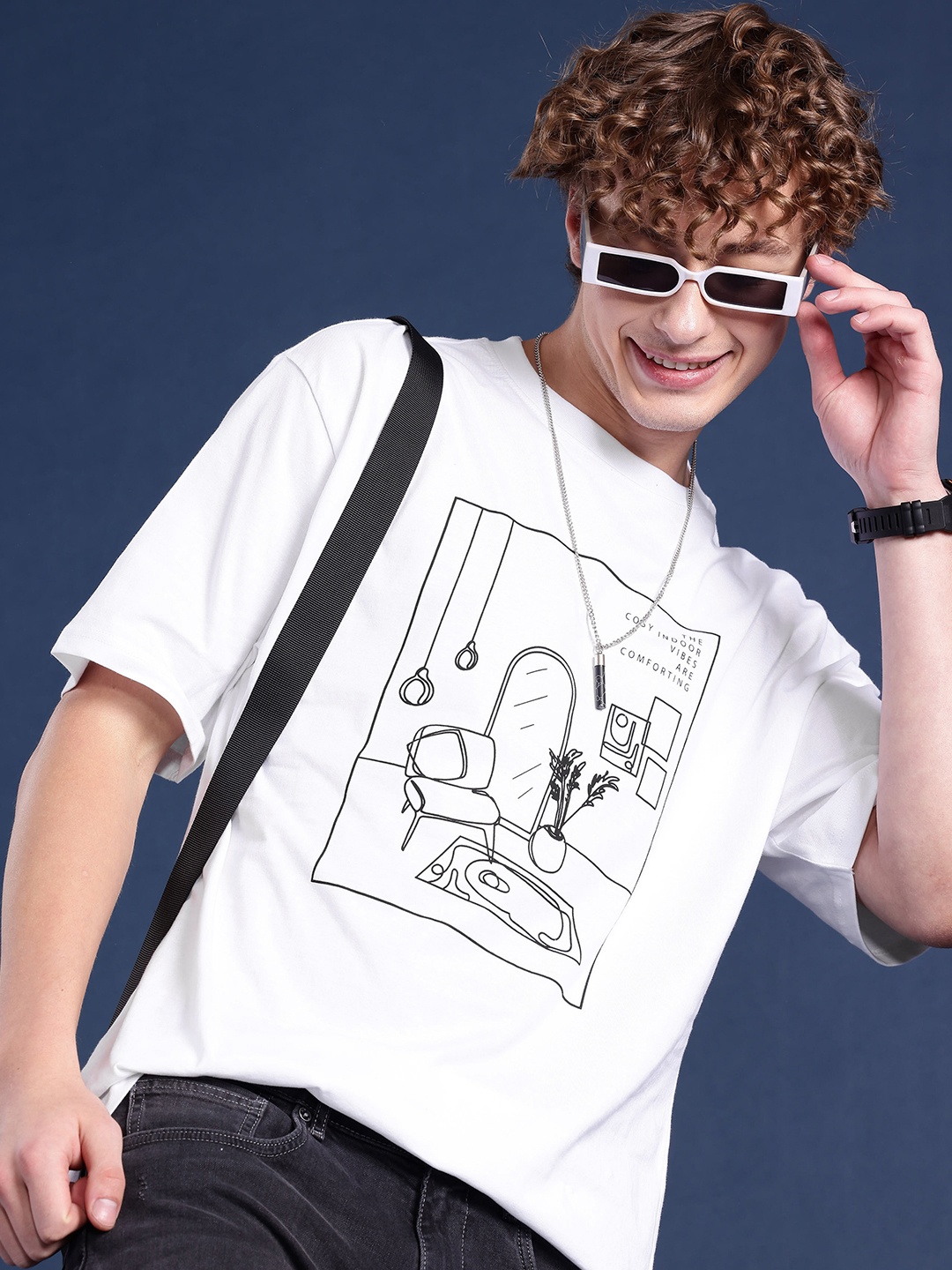 

Mast & Harbour Graphic Printed Drop-Shoulder Sleeves Pure Cotton T-shirt, White